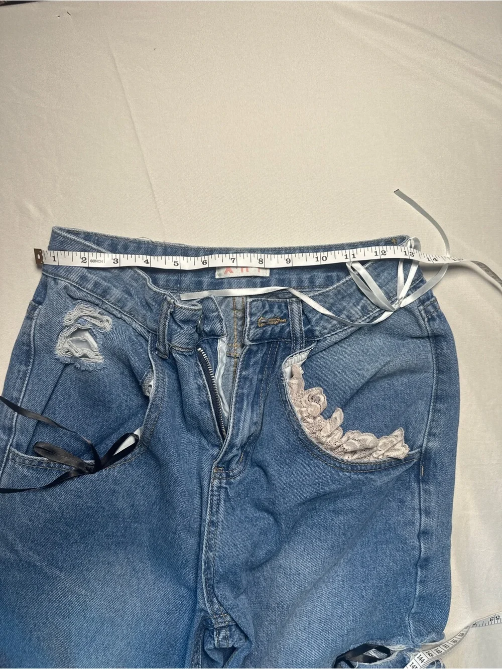 Relaxed Distressed Ribbon-Accent Women's Jeans - Blue